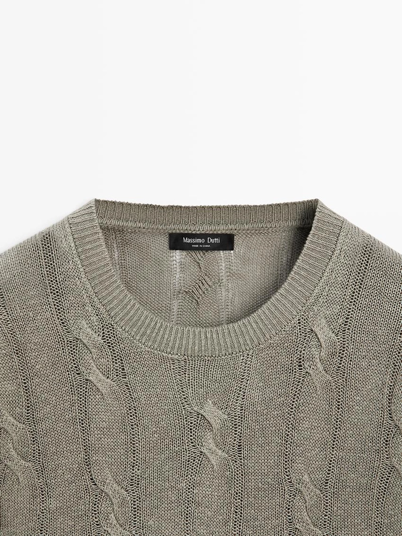 Пуловер с косами из льна