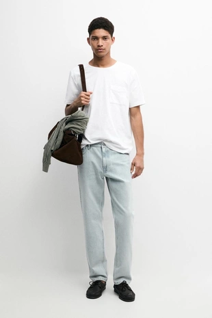 Футболка с короткими рукавами и карманом- Заказать в России