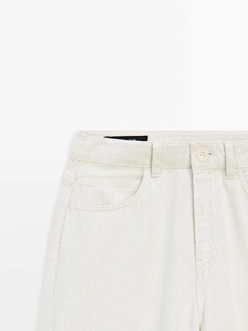 Джинсы с высокой талией с барельефной посадкой