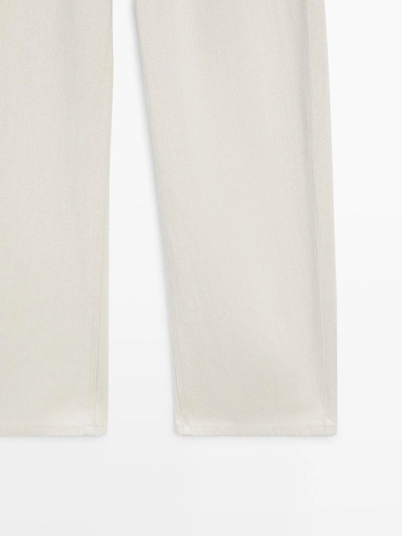 Джинсы с высокой талией с барельефной посадкой