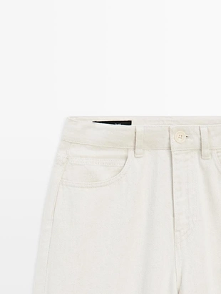 Джинсы с высокой талией с барельефной посадкой- Заказать в России