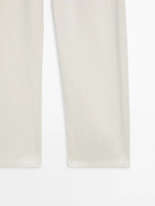 Джинсы с высокой талией с барельефной посадкой- Заказать в России