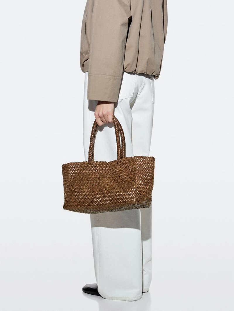 Средняя сумка из плетёной телячьей кожи