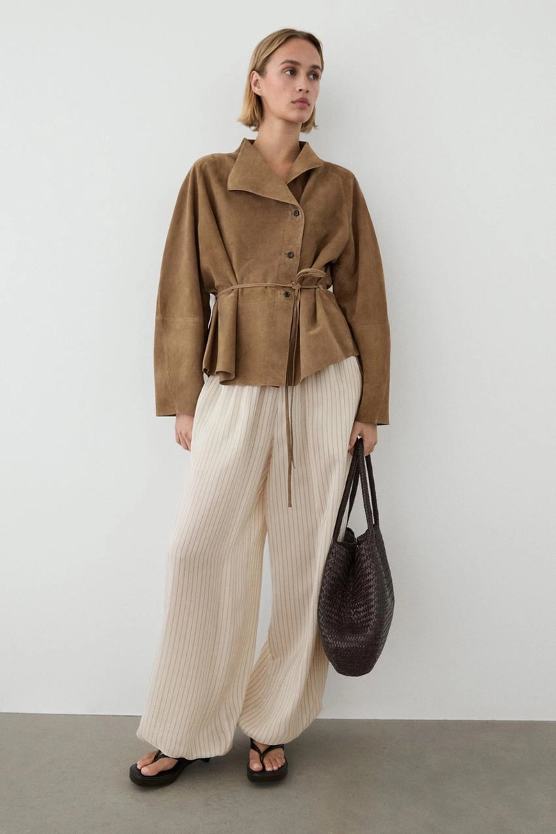 Куртка из замши с поясом