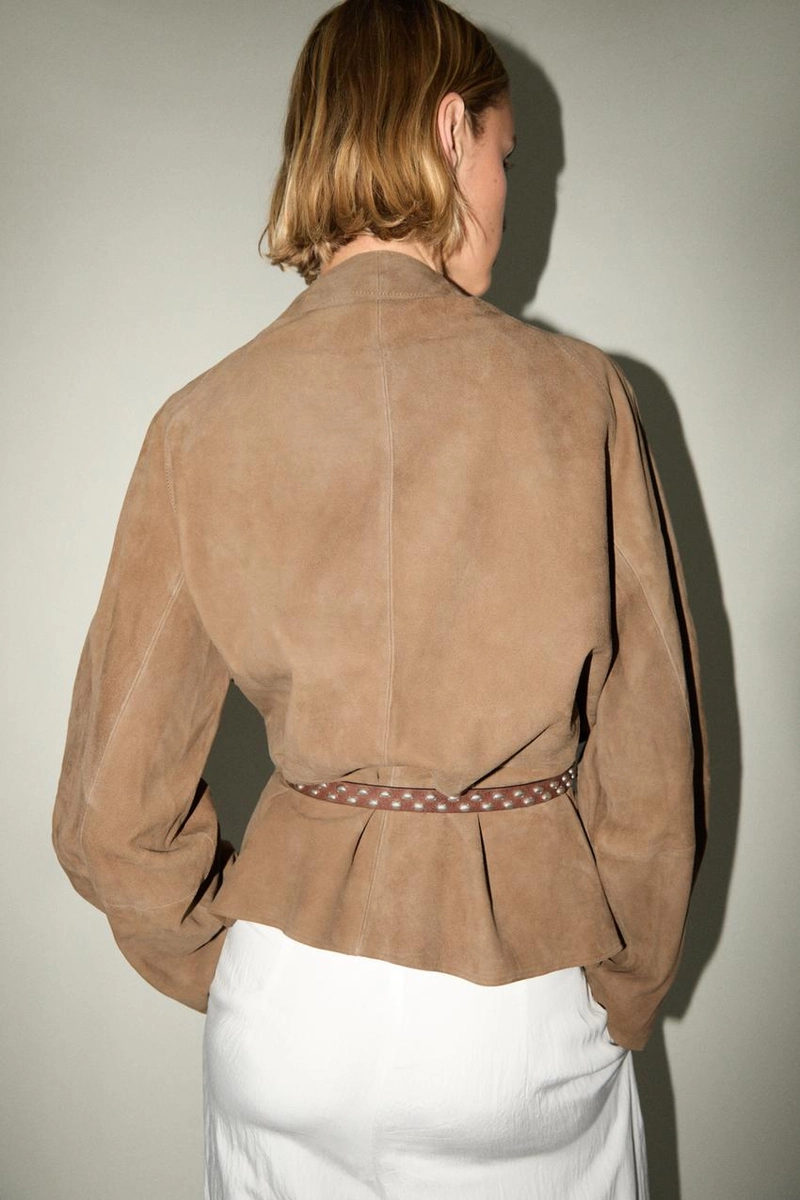 Куртка из замши с поясом