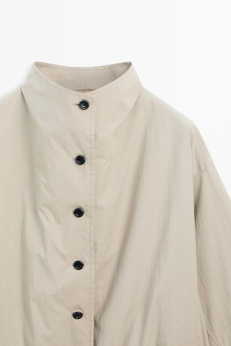 Бомбер с узким воротником