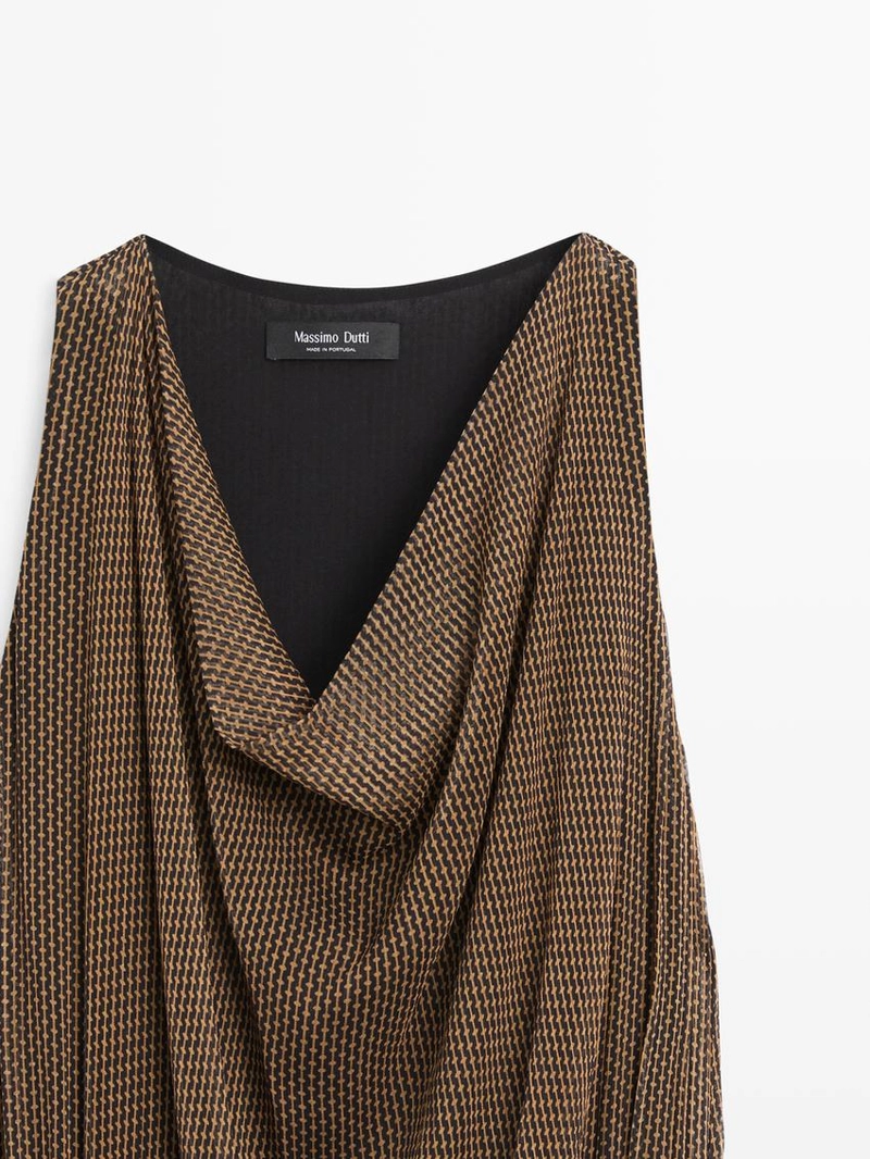 Платье с многослойными оборками и драпировкой