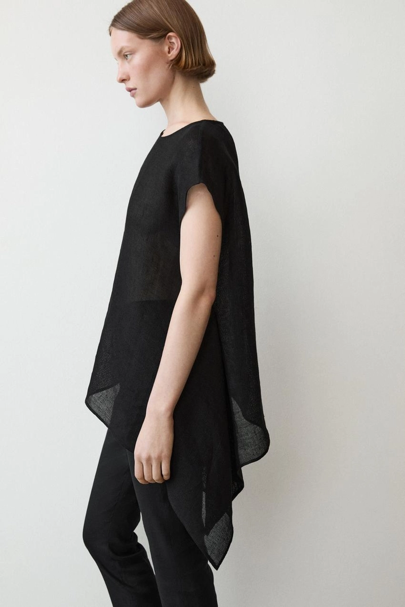 Топ из льна с ассиметричным подолом