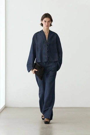 Джинсовые брюки широкого кроя- Заказать в России