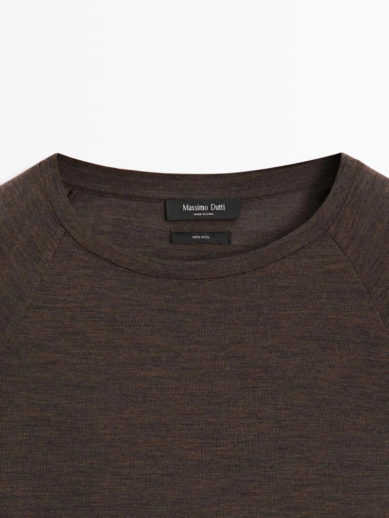 Водолазка из шерсти с реглановыми рукавами