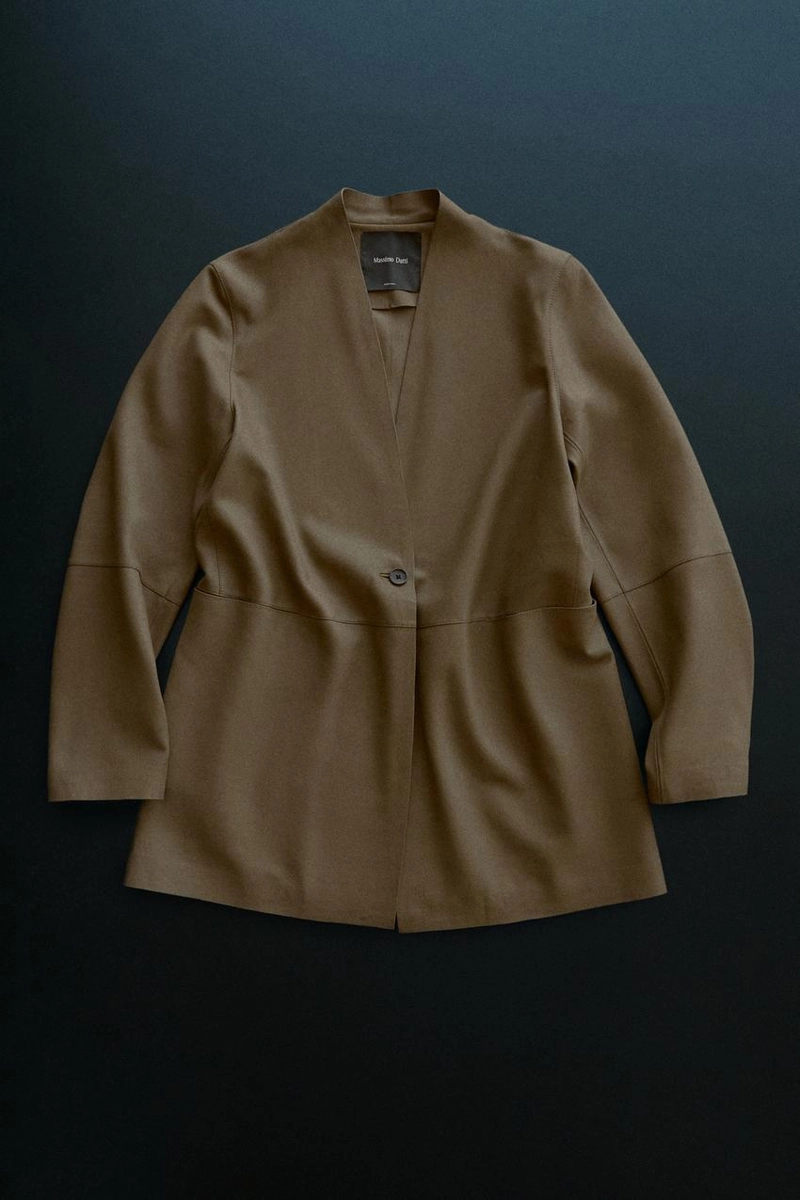 Замшевый блейзер с деталями на пуговицах - studio