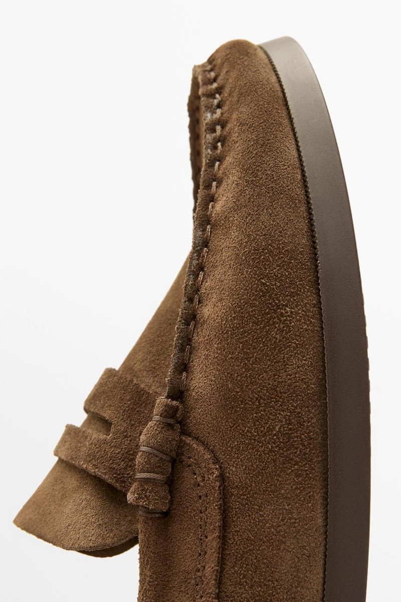 Мягкие кожаные лоферы с подковой