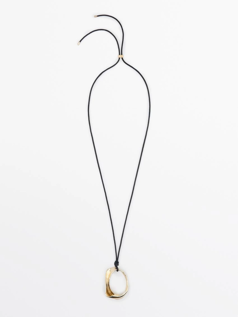 Кожаное ожерелье с неровным кулоном