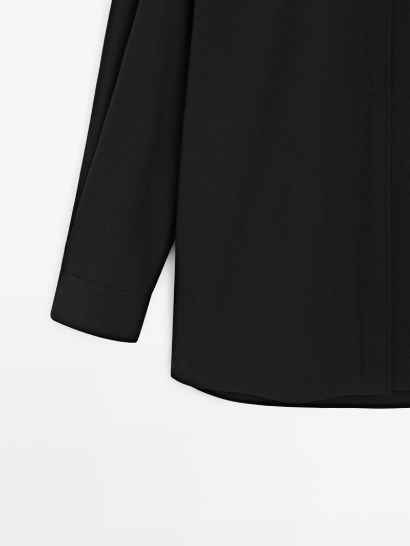 Рубашка с высоким воротником и деталями ленты