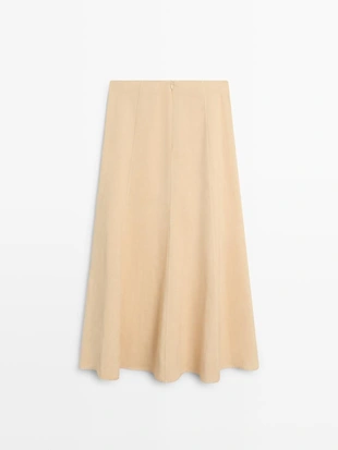 Расклешенная юбка с плавными линиями- Заказать в России