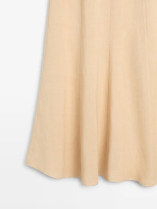 Расклешенная юбка с плавными линиями- Заказать в России