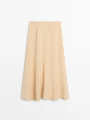 Расклешенная юбка с плавными линиями- Заказать в России