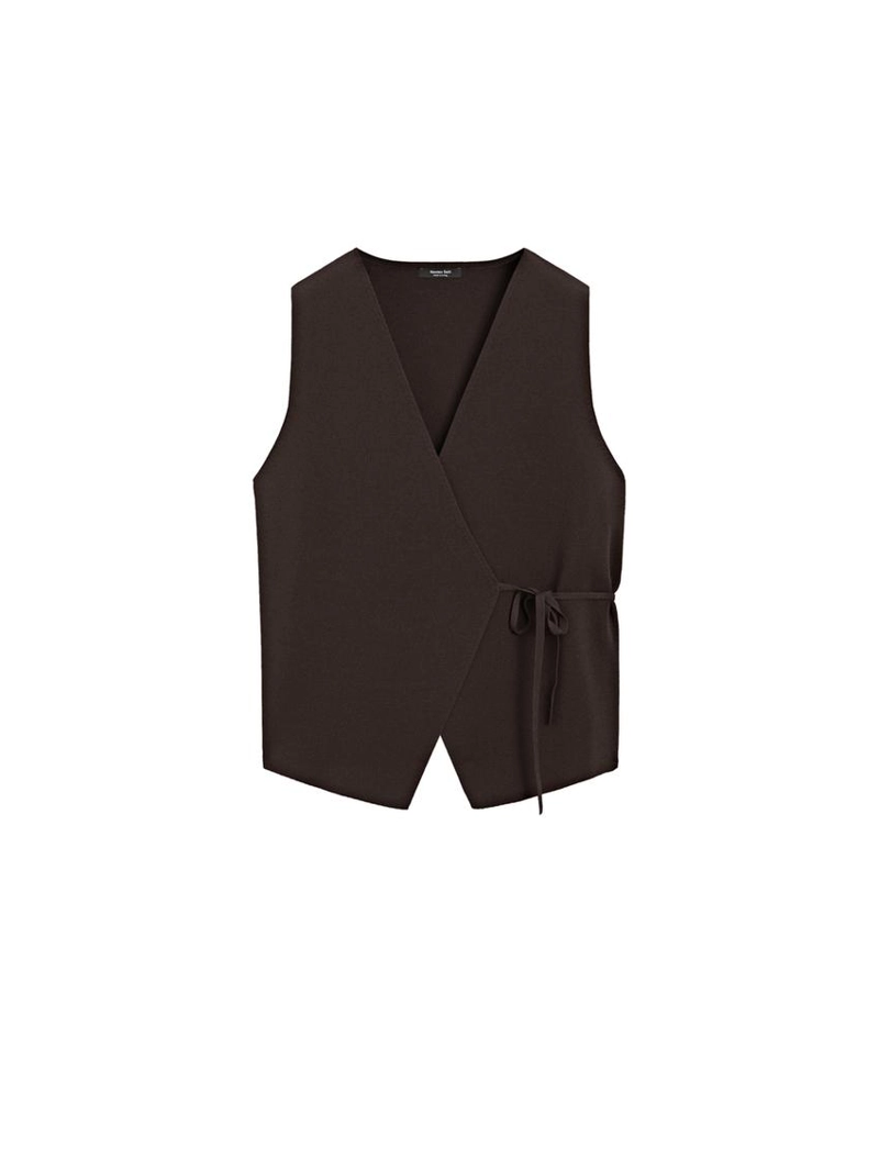 Жилет вязаный с завязками