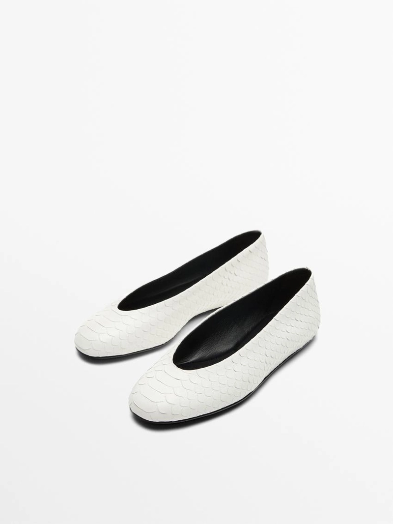 Туфли-балетки с деталями из кожи