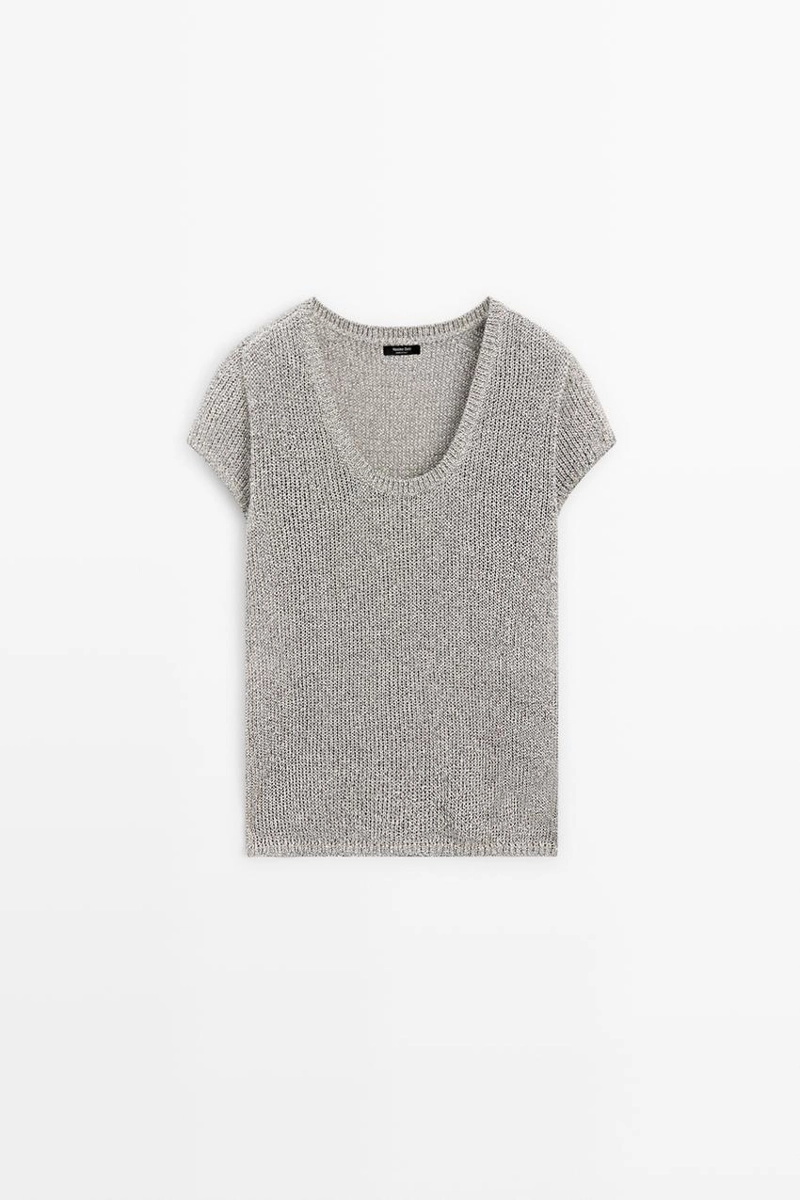 Трикотажный свитер с коротким рукавом и деталями из нитей