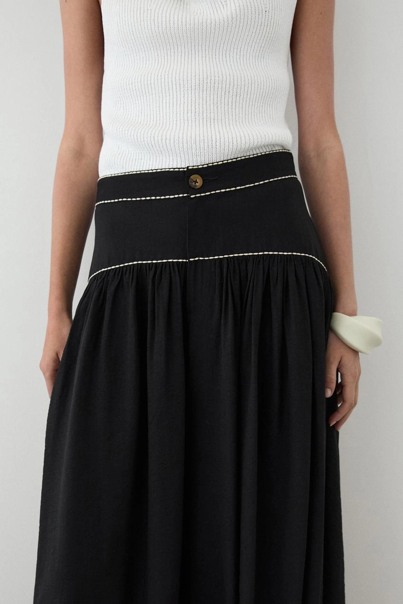 Брюки с контрастным швом