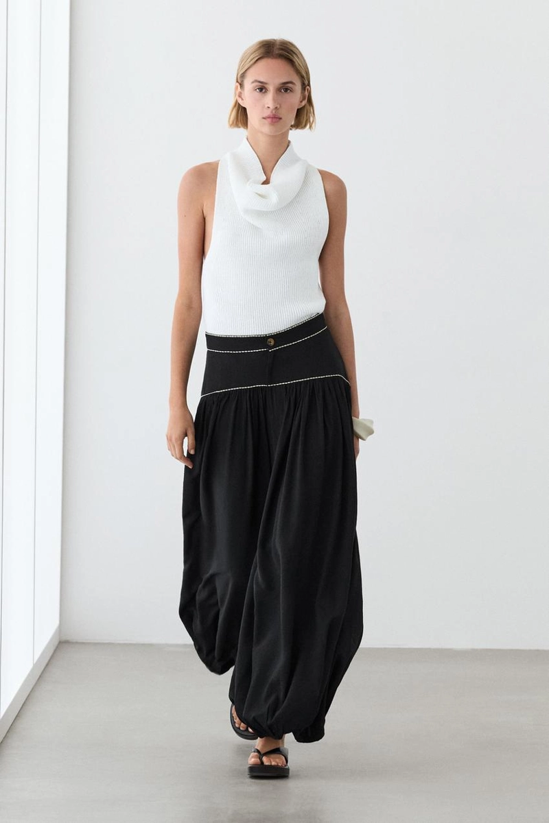 Брюки с контрастным швом