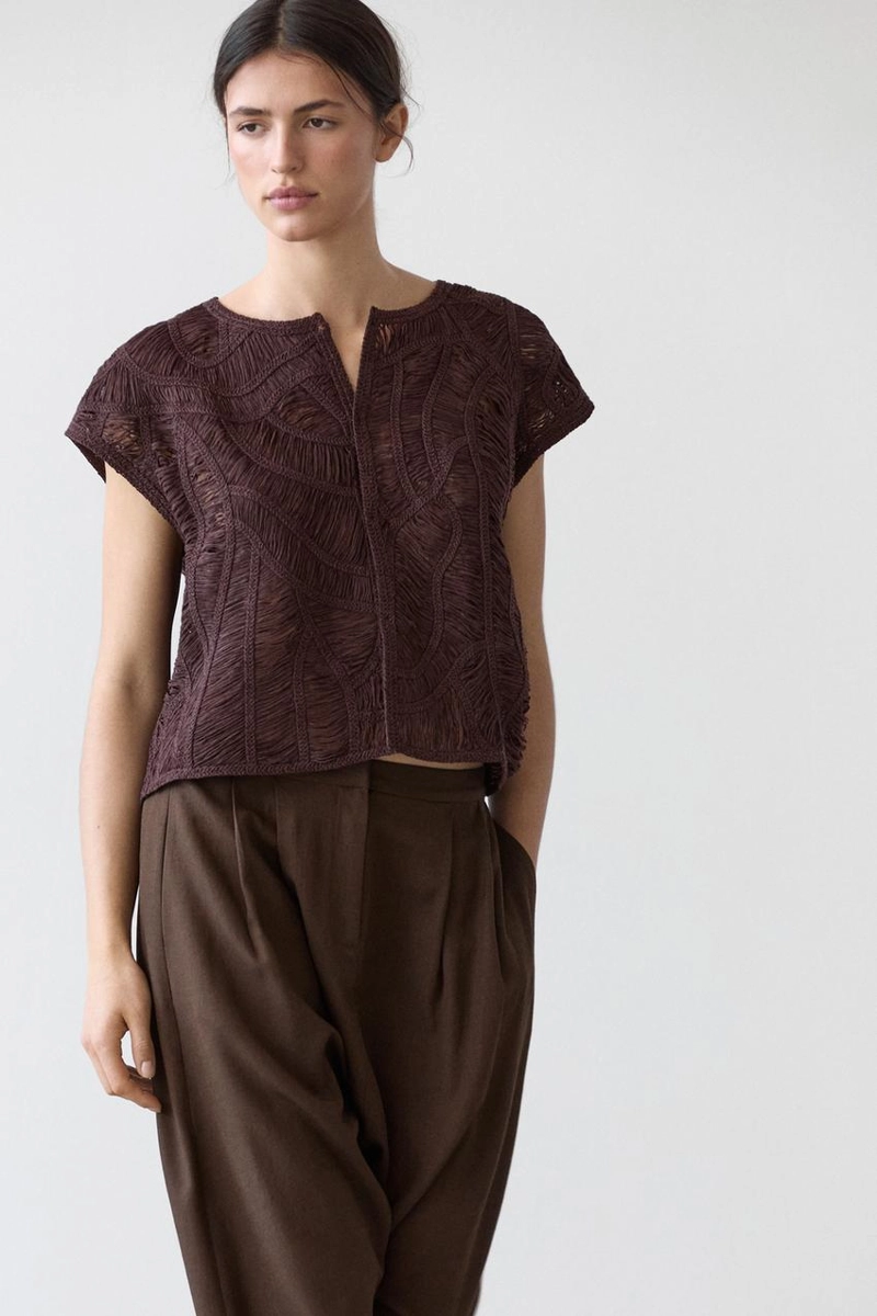 Жилет вязаный крючком