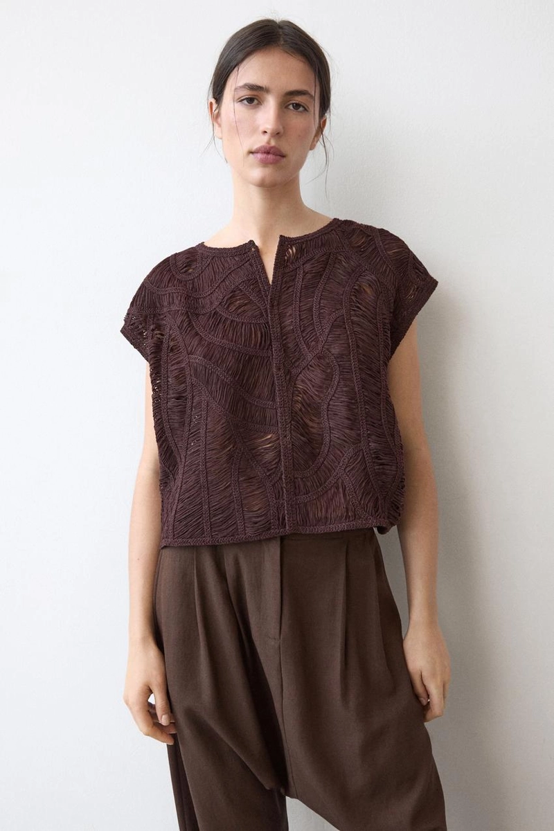 Жилет вязаный крючком