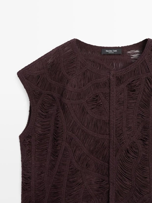 Жилет вязаный крючком- Заказать в России