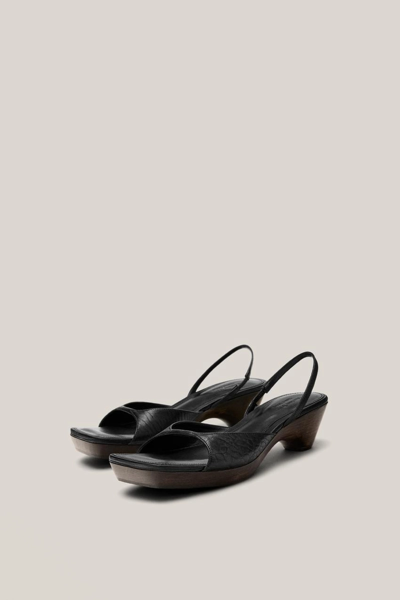 Сандалии на деревянном каблуке - limited edition