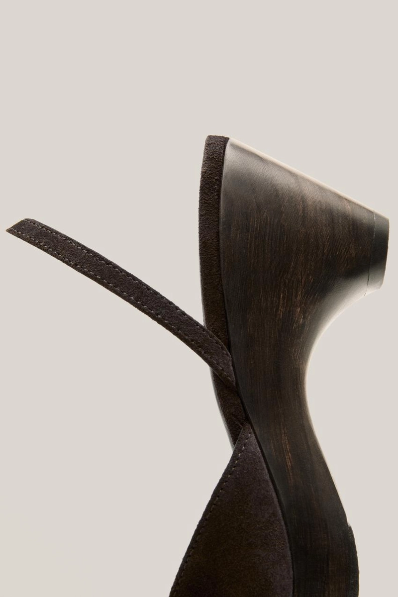 Сандалии на деревянном каблуке - limited edition