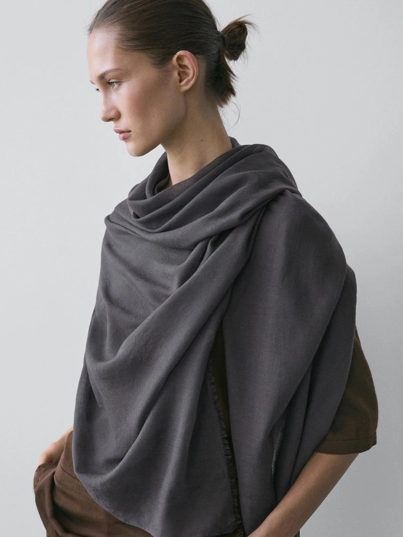 Легкий шарф из 100% шерсти