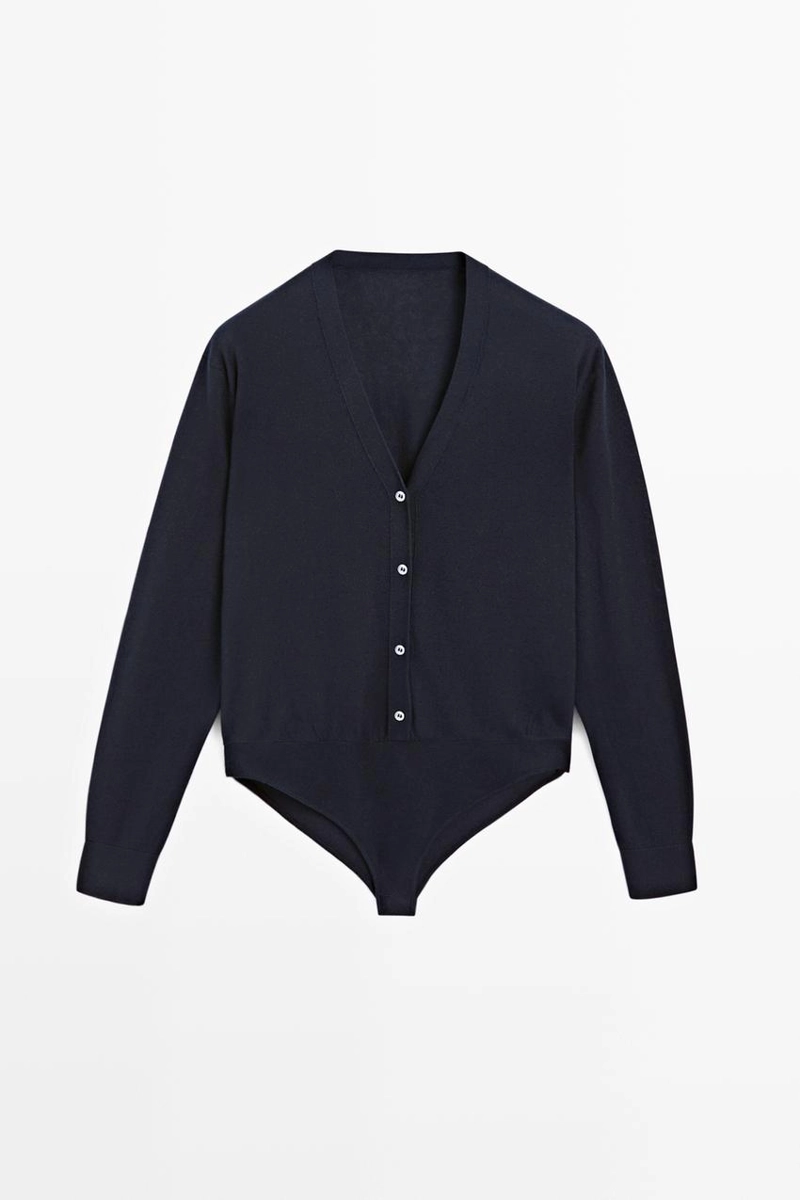 Боди из шелкового смесового материала и брюки из льняного смесового материала