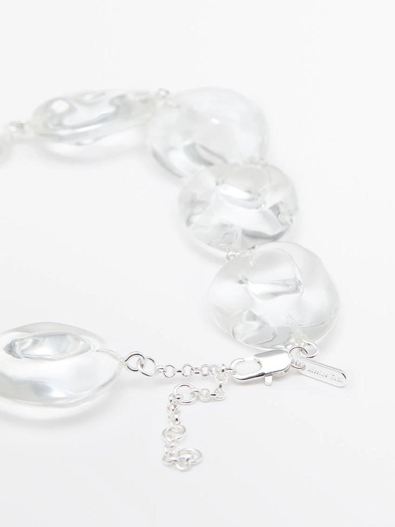 Колье из стеклянных частей