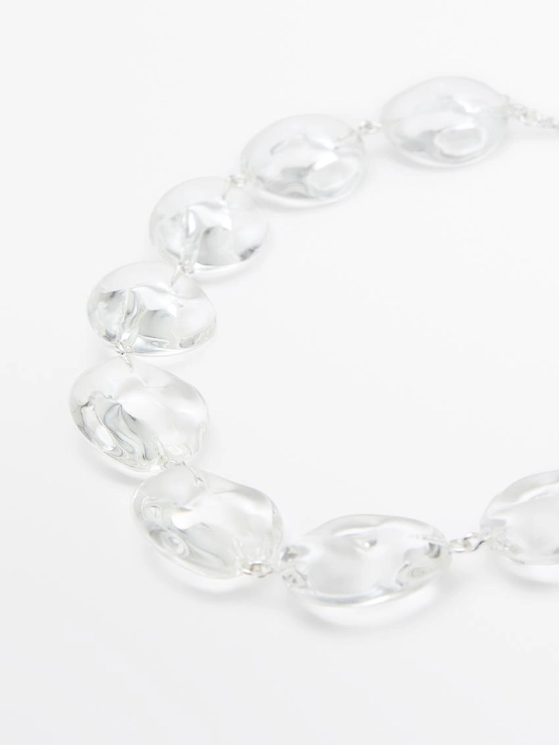 Колье из стеклянных частей