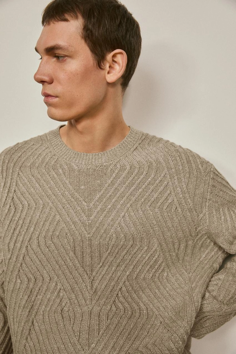 Свитер с аранским узором из льняной смеси - limited edition
