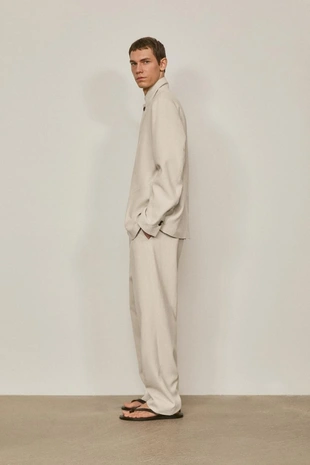 Пиджак из 100% льна с карманными деталями - limited edition- Заказать в России