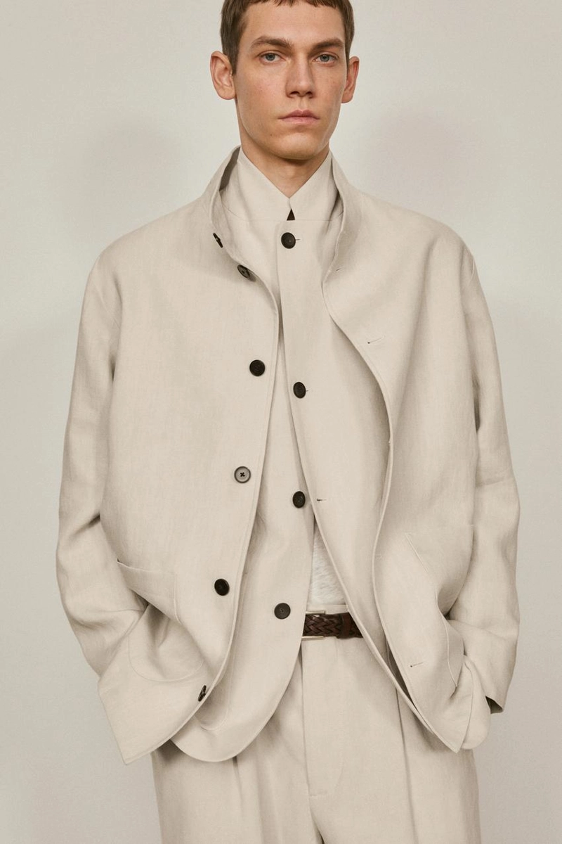 Куртка с высоким воротником из льна - лимитированное издание