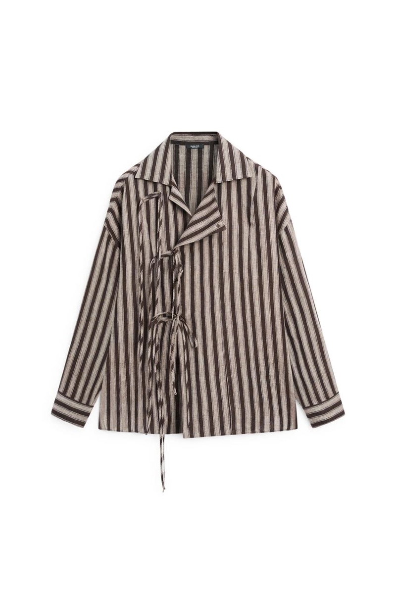 Рубашка в полоску с завязкой