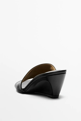 Сандалии на платформе из мягкой кожи с клиновидным каблуком- Заказать в России