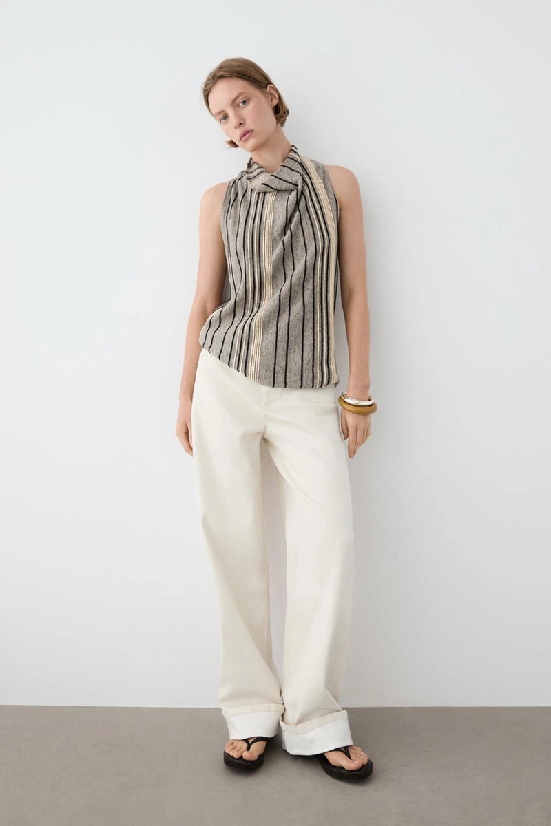 Топ из льняной смеси с драпировкой на горловине