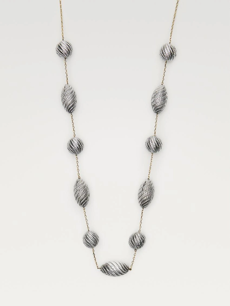 Ожерелье с текстурированными овальными элементами