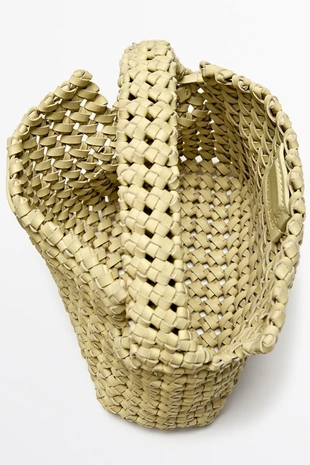 Сумочка из плетенной кожи мини- Заказать в России