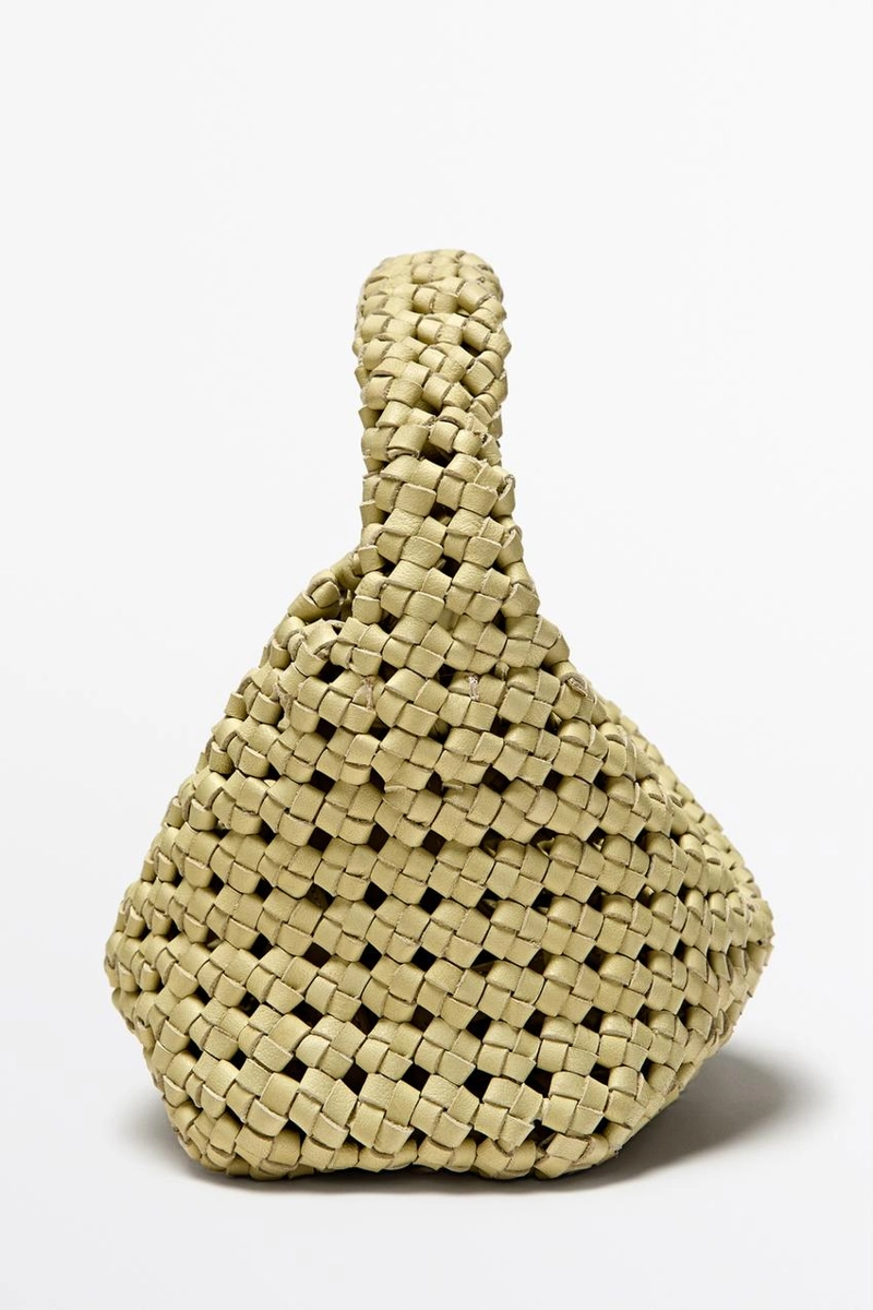 Сумочка из плетенной кожи мини