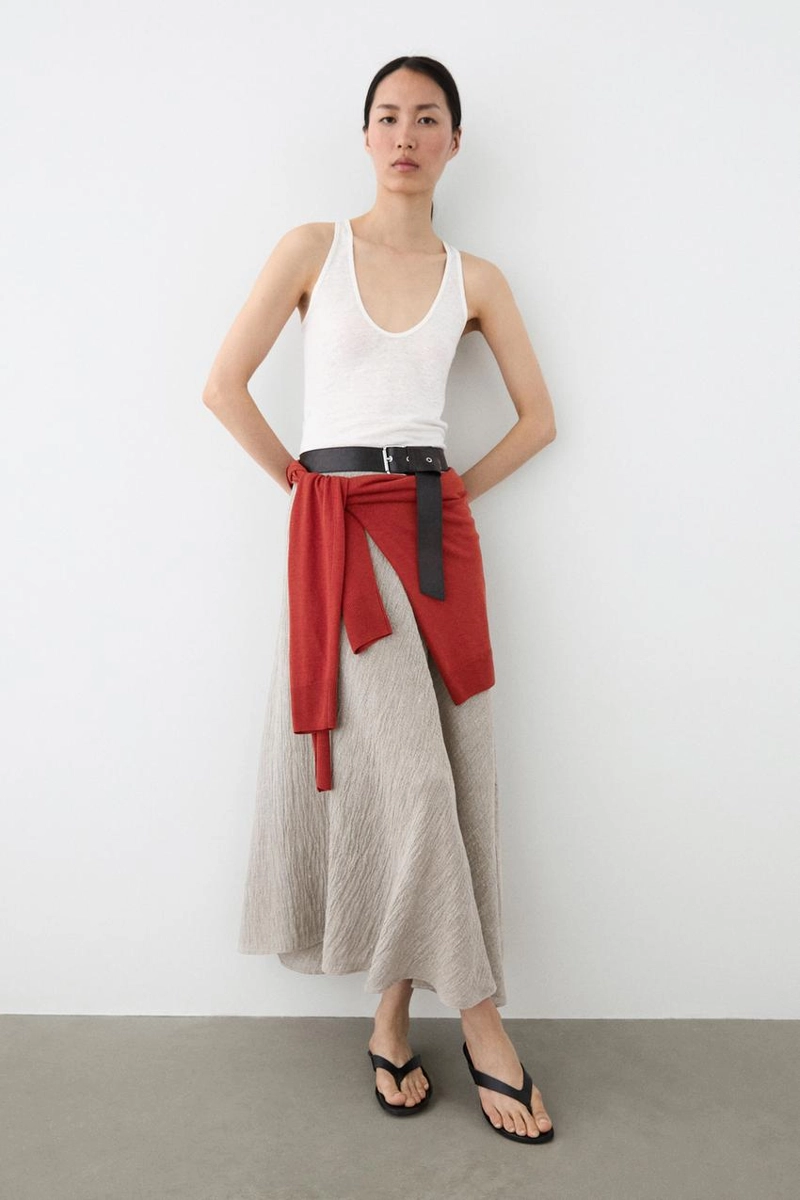 Миди-юбка с запахом из вафельного трикотажа