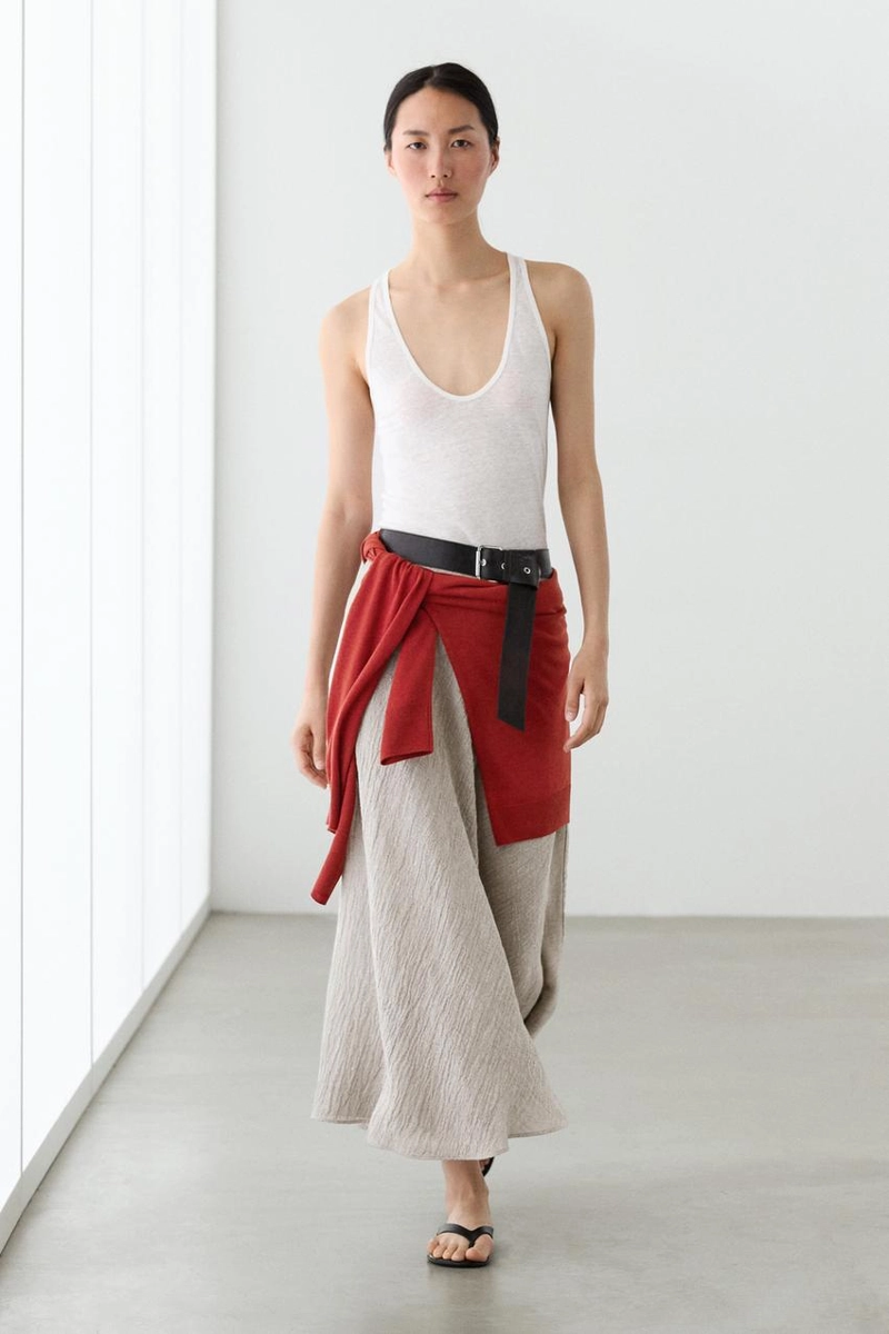 Миди-юбка с запахом из вафельного трикотажа