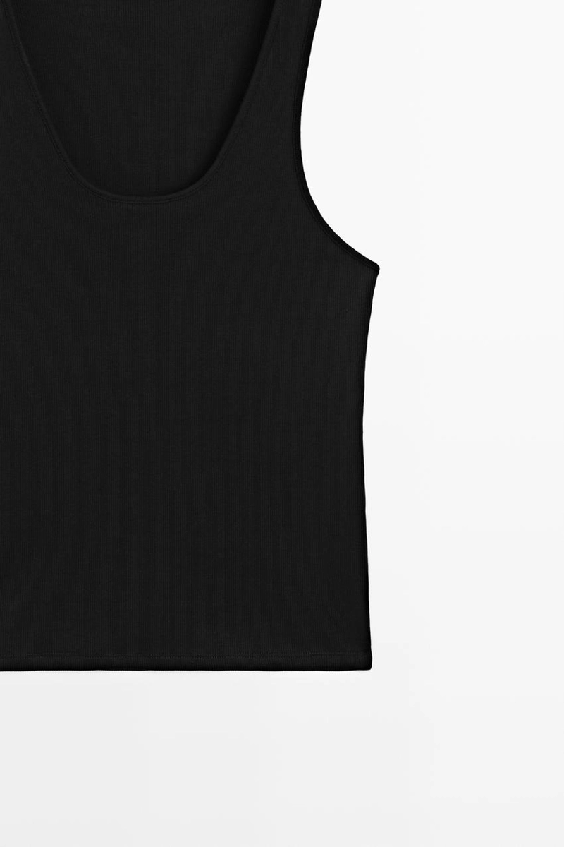 Топ с глубоким вырезом на бретельках