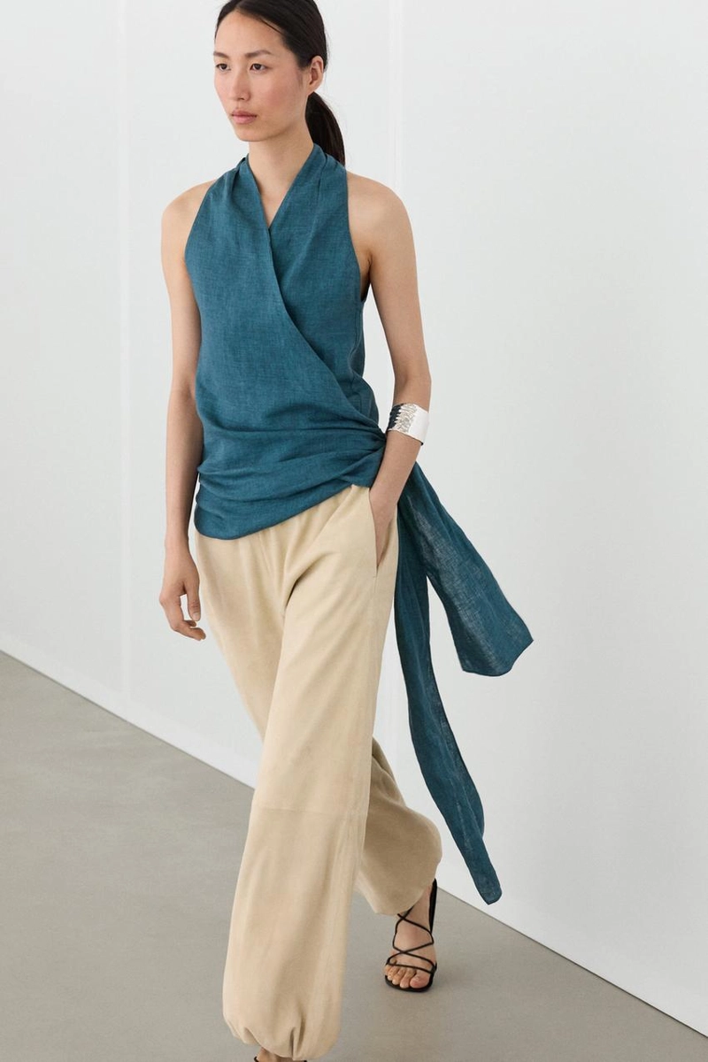 Топ из 100% льна с перекрестным воротником и деталью банта