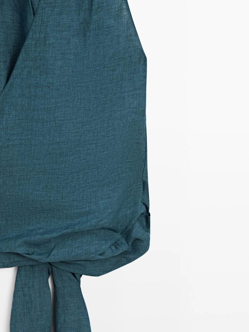 Топ из 100% льна с перекрестным воротником и деталью банта