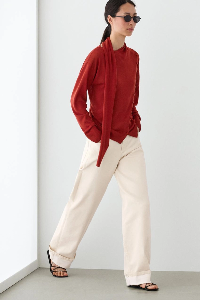 Кардиган с деталью в виде запонок для шарфа